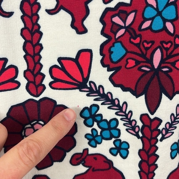 Crown & Ivy Red Elephant Novelty Print Ruffle Bow Boho Top Womens Size L - Picture 7 of 8